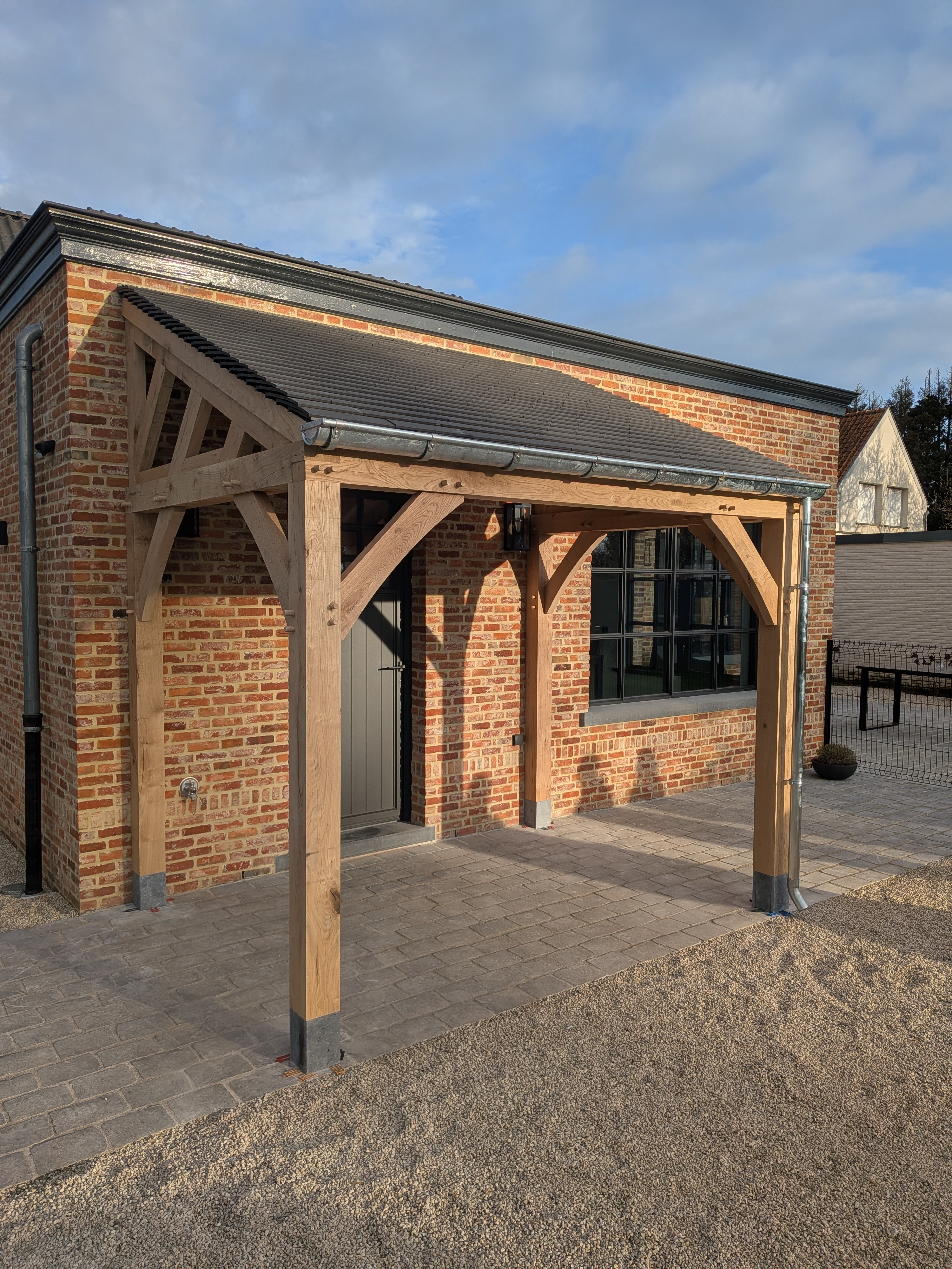 PXL 20251218 093614618