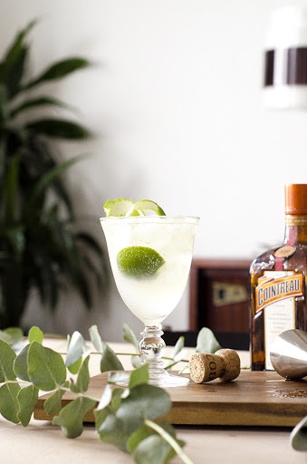 Cointreau Fizz