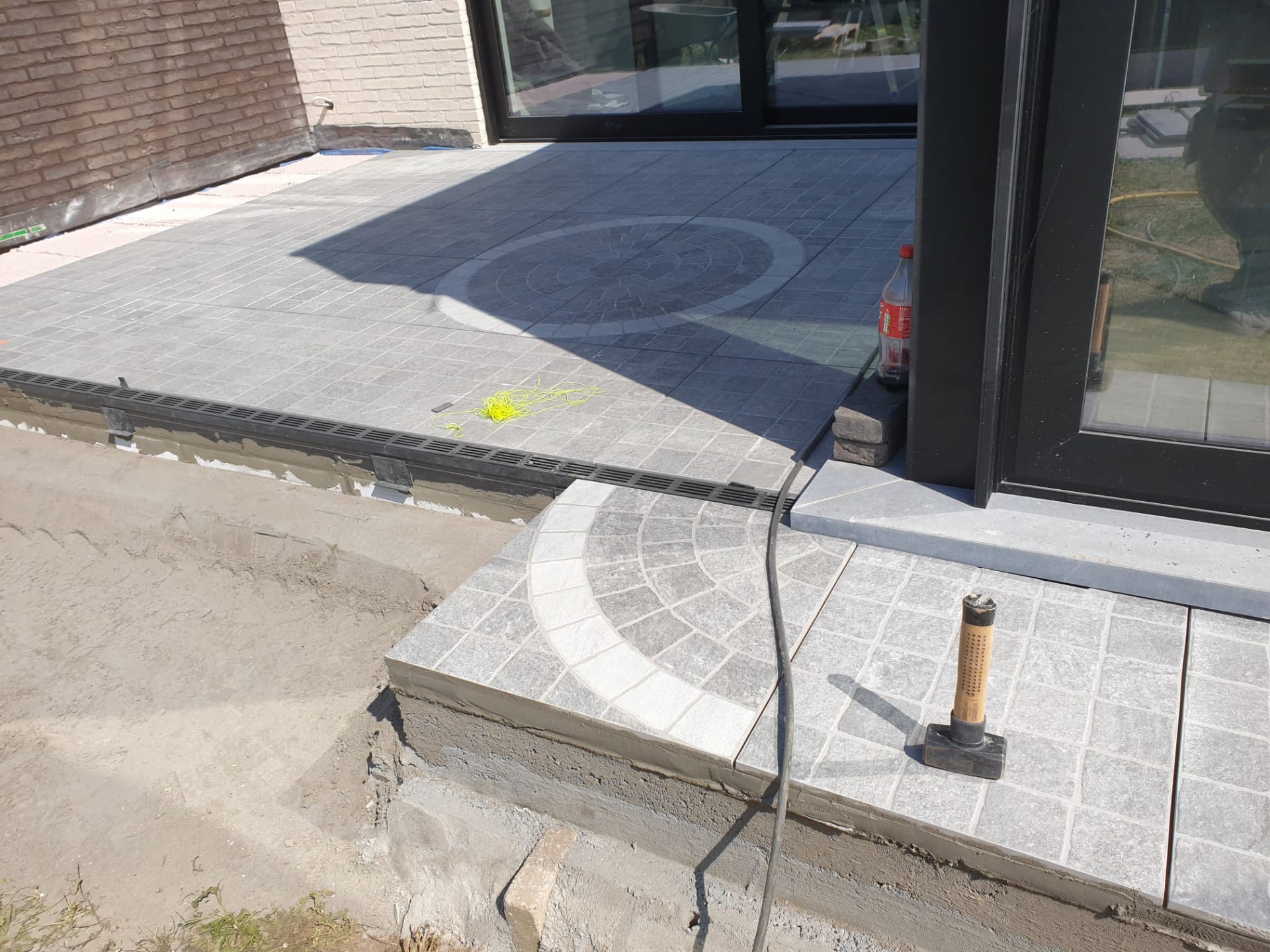 01a63dfd 3e94 4e0c 95d5 2946aecc9061