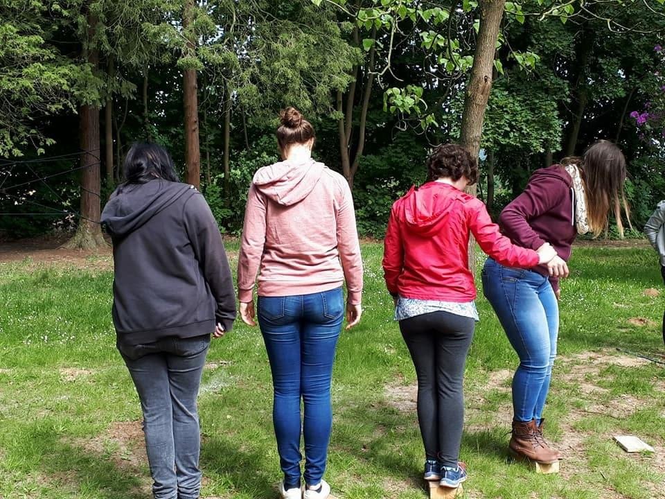 Original 8 E184 E25 746 B 4093 8565 9 D74359518 E3